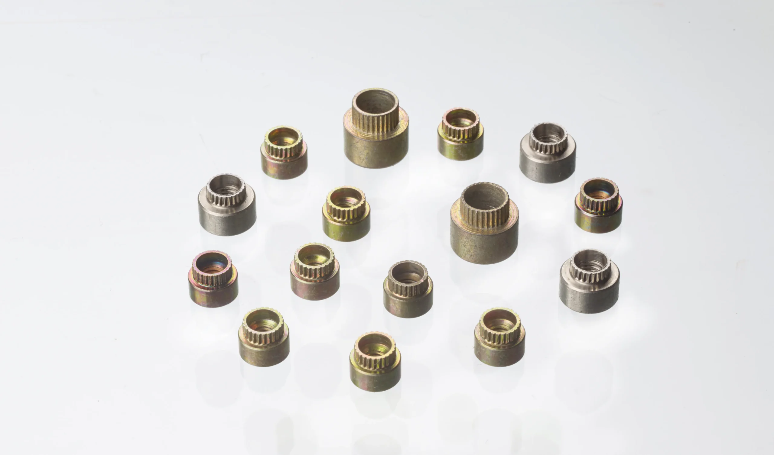 Image d'écrous à sertir par Accessoires électroniques