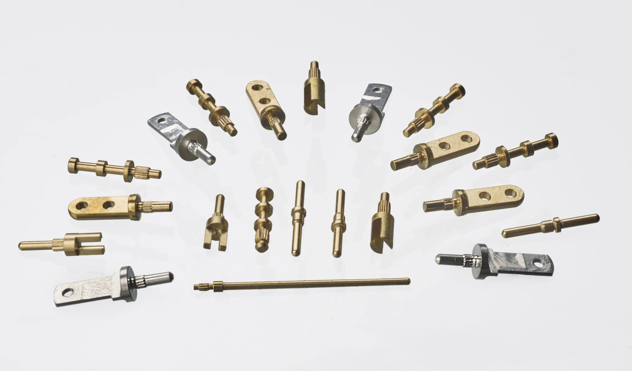 image de picots et circuits imprimés par Accessoires électroniques